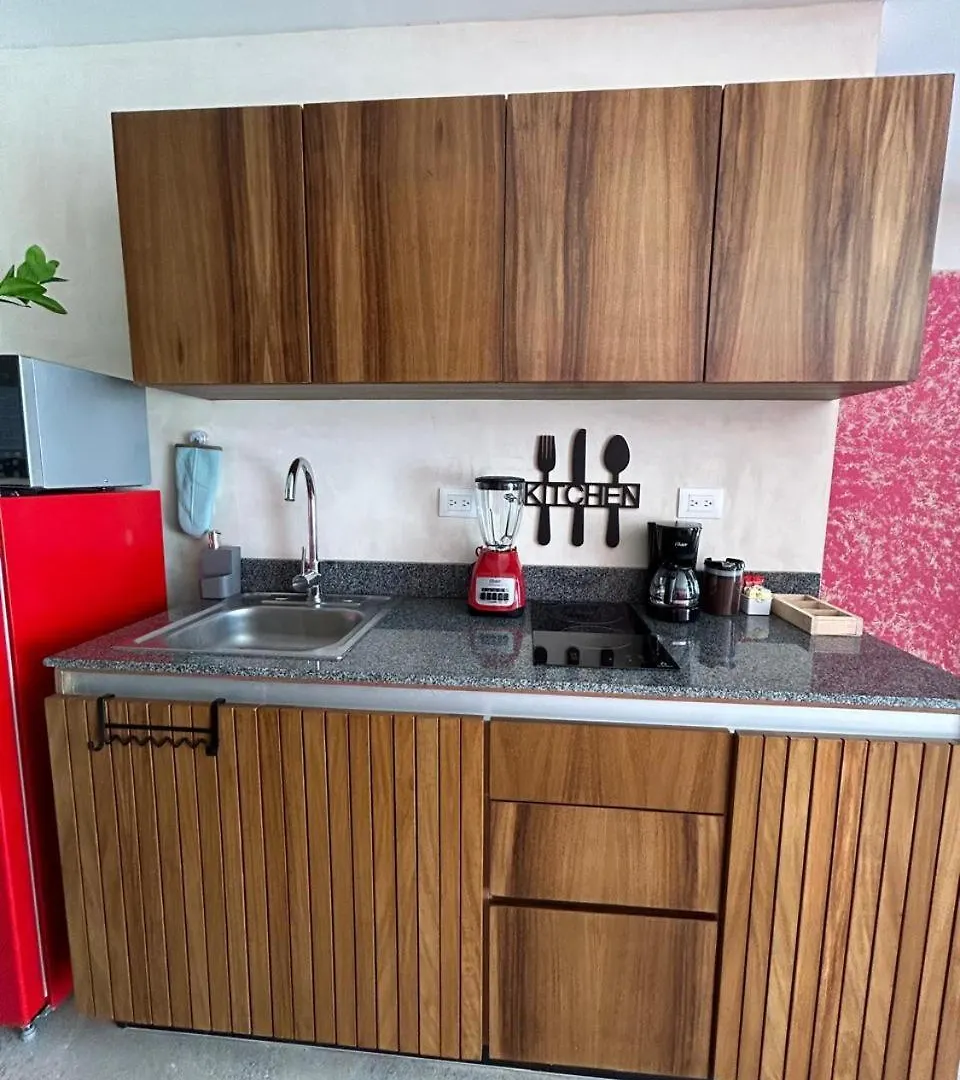 Chic Mexican 2Br Apt In The Heart Of Cancún Lägenhet